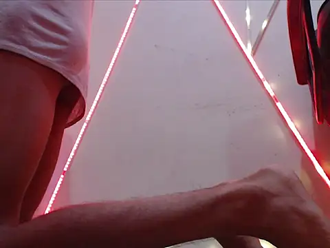 Snapshot of loveplayer666 chatting on August 1, 4:06 pm loveplayer666 online show from August 1, 4:06 pm