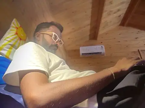 Snapshot of bigfatdick111 chatting on February 22, 7:56 pm bigfatdick111 online show from February 22, 7:56 pm