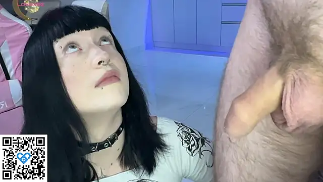 Snapshot of Vailyreb_ chatting on February 8, 8:01 pm Vailyreb online show from February 8, 8:01 pm