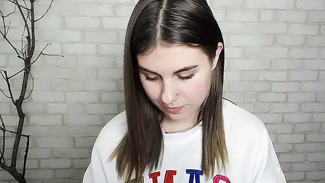 Sweet Doll Luna online show from December 10, 1:00 pm