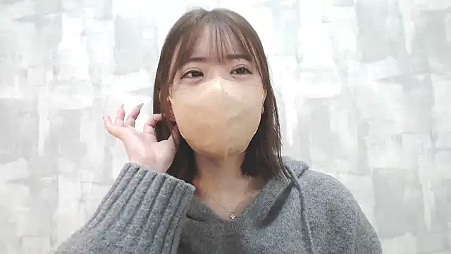 LOVE MOMO LOVE online show from December 29, 11:29 am