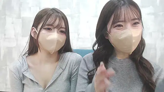 LOVE MOMO LOVE online show from February 4, 11:38 am