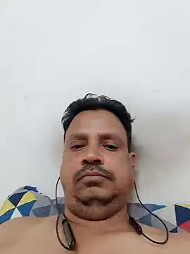 Raj1043 online show from February 11, 9:09 am