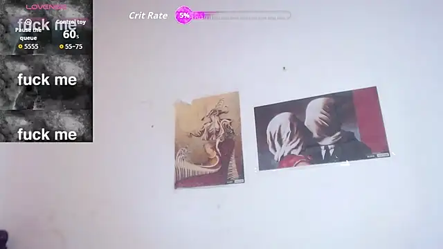 Snapshot of MeganCrouch chatting on October 25, 7:08 pm MeganCrouch online show from October 25, 7:08 pm