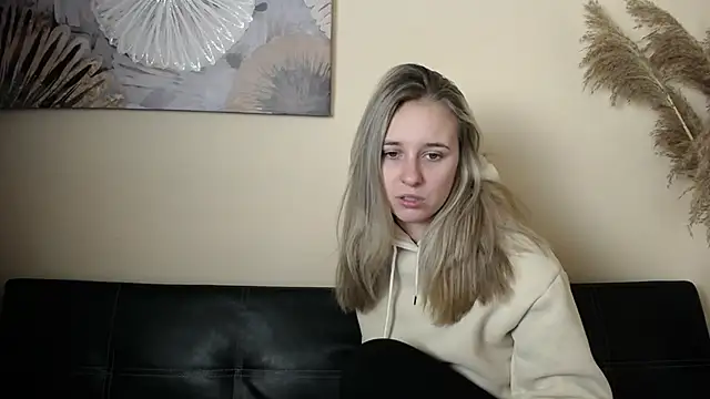 Snapshot of _Nicole_new chatting on November 8, 8:47 am Nicole new online show from November 8, 8:47 am