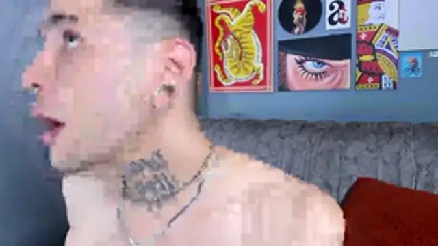 MurdockH online show from December 4, 8:28 pm