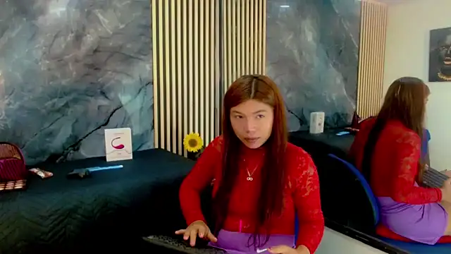 Snapshot of Isalombardi chatting on March 13, 1:18 pm Isalombardi online show from March 13, 1:18 pm