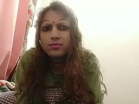 Snapshot of MmmMonikaBabie chatting on May 23, 9:13 am MmmMonikaBabie online show from May 23, 9:13 am