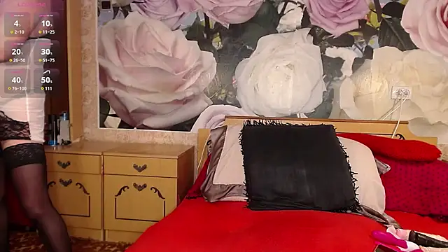 Snapshot of MarineSweet chatting on October 7, 10:34 am MarineSweet online show from October 7, 10:34 am