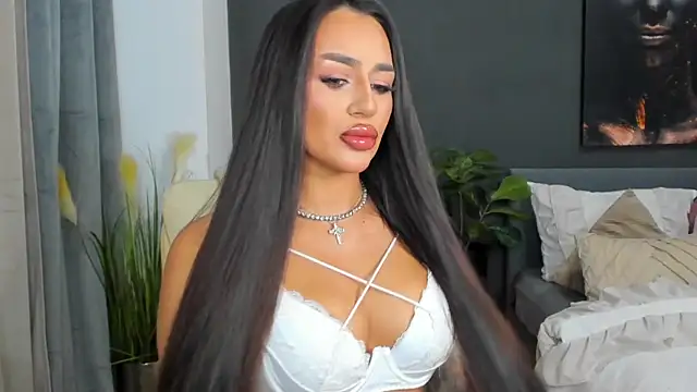 Sonia  Rey online show from October 16, 2:40 pm