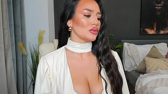 Sonia  Rey online show from February 18, 5:20 pm