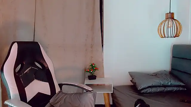 Oriana braom online show from February 5, 1:37 am