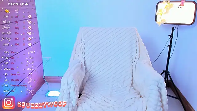 Snapshot of kristina_murr chatting on December 3, 11:11 am kristina murr online show from December 3, 11:11 am