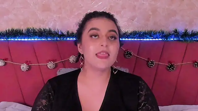 Snapshot of LorenaStevens chatting on December 24, 12:33 pm LorenaStevens online show from December 24, 12:33 pm