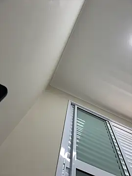 Snapshot of Blue_butterfly chatting on November 24, 7:02 pm Blue butterfly online show from November 24, 7:02 pm