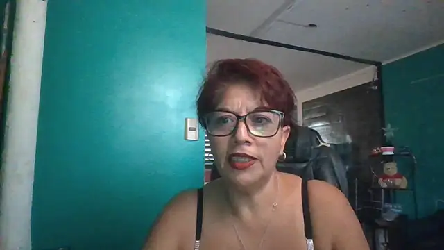 TRISH MILF online show from December 24, 3:16 pm