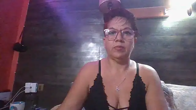 TRISH MILF online show from February 18, 9:43 am