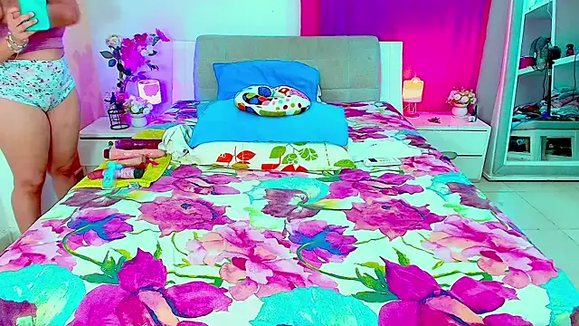 Kendralove31xxx online show from October 20, 2:45 am