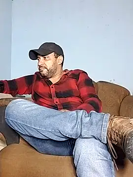 friendsloversex online show from February 8, 8:10 pm