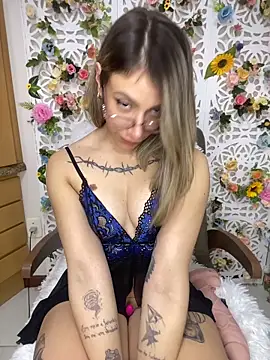 loira messi online show from May 23, 5:01 am