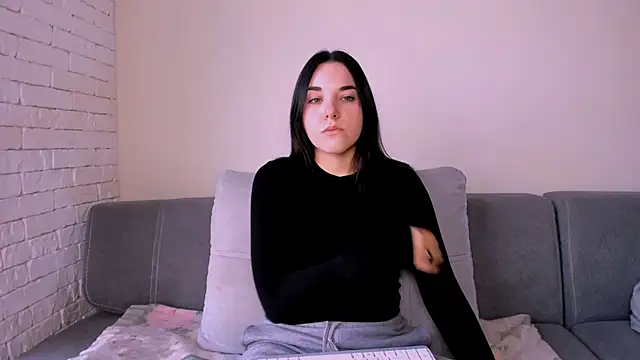 Snapshot of Kate_Ree chatting on October 14, 4:57 am Kate Ree online show from October 14, 4:57 am