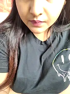 Snapshot of Ayesha_mahi chatting on January 25, 2:25 pm Ayesha mahi online show from January 25, 2:25 pm