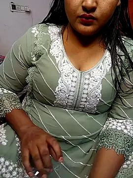 Snapshot of Ayesha_mahi chatting on March 12, 9:34 am Ayesha mahi online show from March 12, 9:34 am