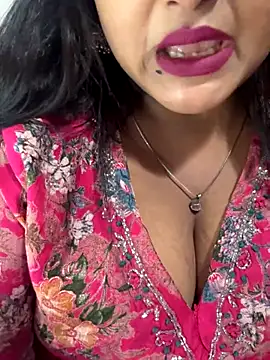 Snapshot of Ayesha_mahi chatting on September 28, 8:42 am Ayesha mahi online show from September 28, 8:42 am