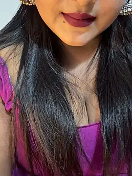 Ayesha mahi online show from October 13, 10:37 am