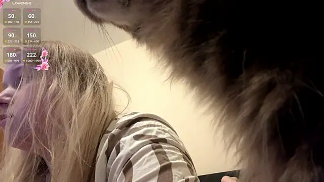 ZaraCreedon online show from January 13, 6:57 pm