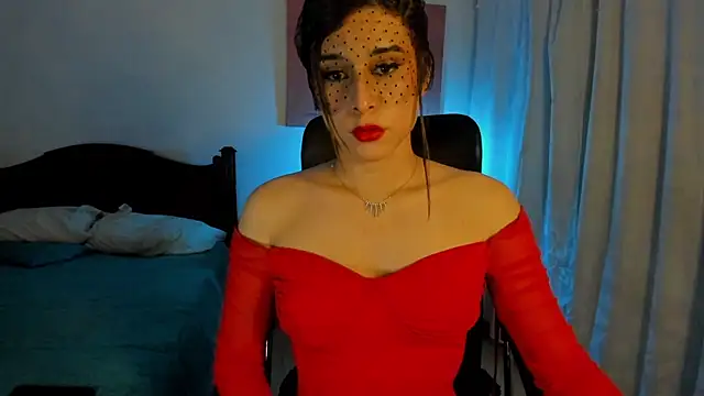 Snapshot of misstresbigcockts chatting on October 19, 10:10 pm misstresbigcockts online show from October 19, 10:10 pm