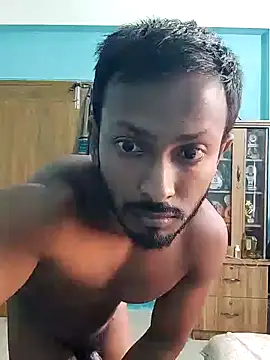 Snapshot of HunkyAriyan chatting on December 12, 10:02 am HunkyAriyan online show from December 12, 10:02 am