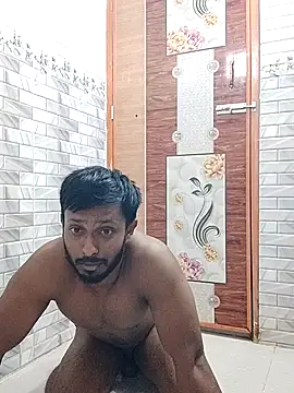 Snapshot of HunkyAriyan chatting on September 12, 11:10 am HunkyAriyan online show from September 12, 11:10 am