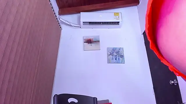 alondrabigtits online show from March 17, 9:34 am