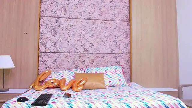 melody brunnet online show from January 3, 12:08 pm