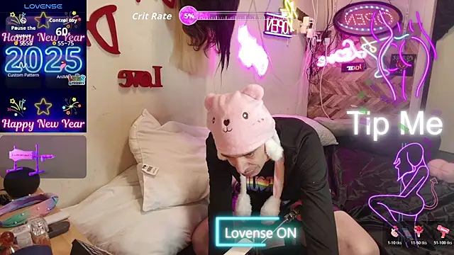 Snapshot of Doggyray44 chatting on November 12, 8:48 am Doggyray44 online show from November 12, 8:48 am