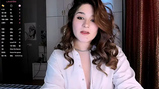 July Slowdive online show from March 13, 11:08 am