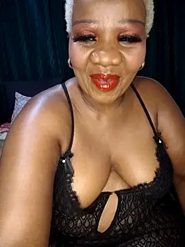 dirasweetlipsxx online show from July 23, 7:45 pm