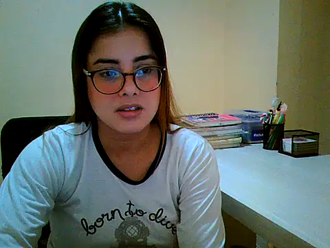 Snapshot of maliamiller chatting on September 27, 3:06 pm maliamiller online show from September 27, 3:06 pm