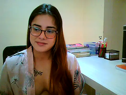 Snapshot of maliamiller chatting on September 29, 4:28 am maliamiller online show from September 29, 4:28 am