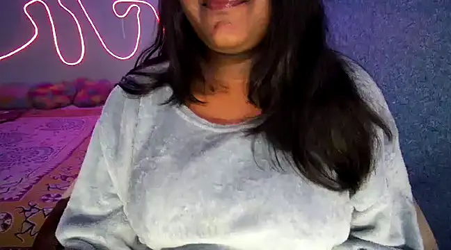 Snapshot of expression_queen chatting on January 27, 4:01 pm expression queen online show from January 27, 4:01 pm