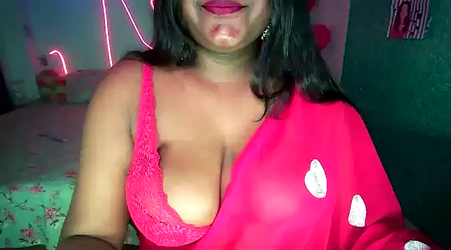 Snapshot of expression_queen chatting on March 10, 11:21 am expression queen online show from March 10, 11:21 am