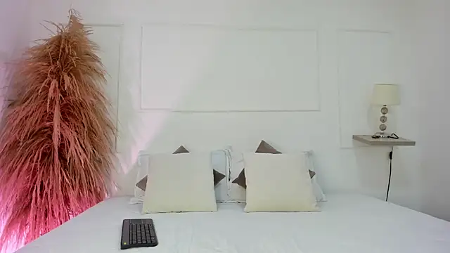  ashleymiller online show from January 7, 7:17 pm