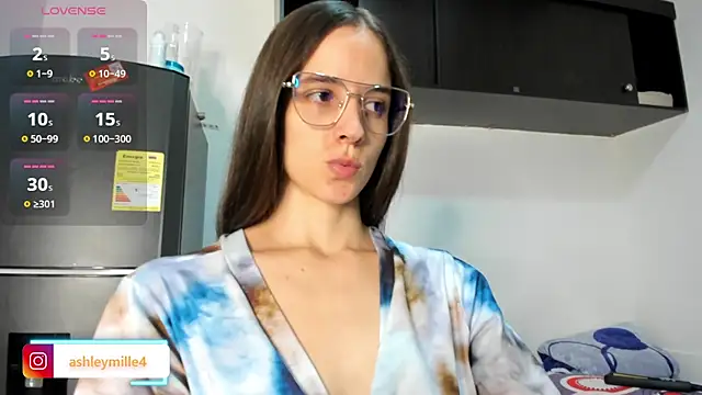  ashleymiller online show from November 28, 7:05 pm