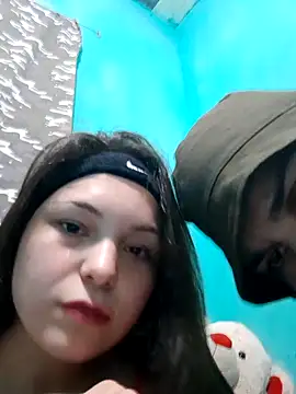 reina 999 online show from November 27, 6:15 am