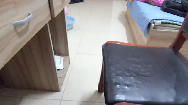 huzi518 online show from March 29, 12:16 pm