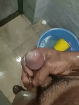 Snapshot of urboy6996 chatting on November 24, 10:04 am urboy6996 online show from November 24, 10:04 am