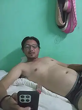 Andresguz35 online show from January 9, 5:10 am