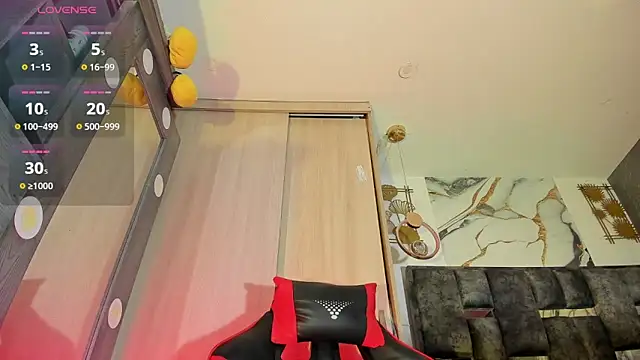 zandra milf  online show from March 15, 11:51 am