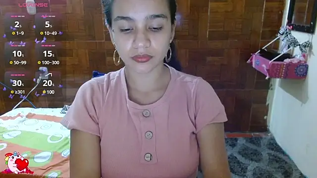 Snapshot of Mia_brunette26 chatting on February 23, 3:13 am Mia brunette26 online show from February 23, 3:13 am